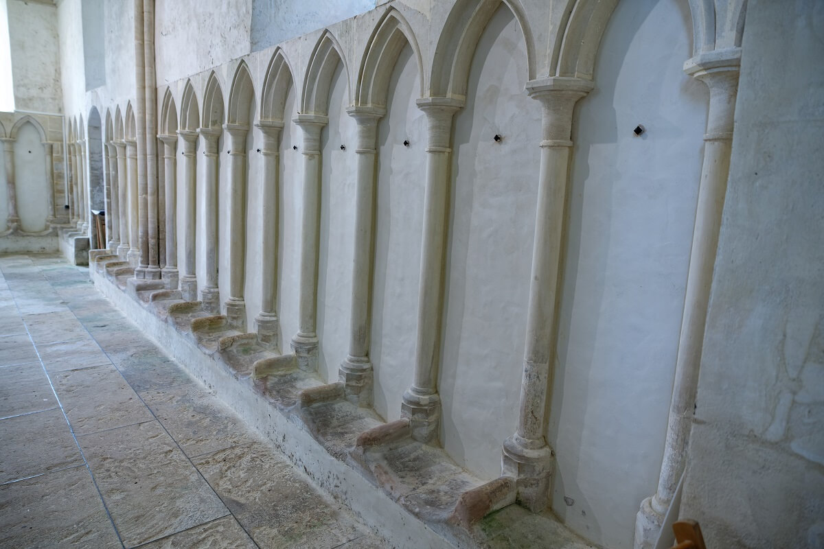 interieur de la chapelle chateau de fontaine henry credit francois dupont